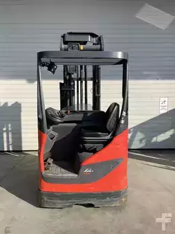 Schubmaststapler 2020  Linde R14 (3)