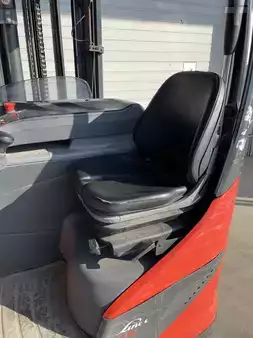 Schubmaststapler 2020  Linde R14 (5)