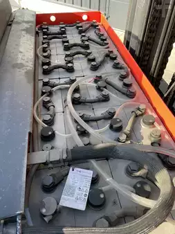 Schubmaststapler 2020  Linde R14 (8)