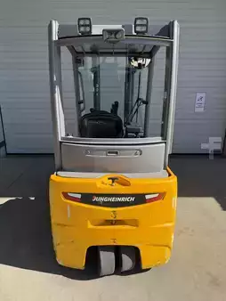 Elektro tříkolové VZV 2016  Jungheinrich EFG220 (3)