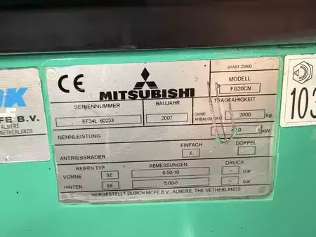 Nestekaasutrukki 2007  Mitsubishi FG20CN (7)