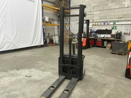 Stacker pedestre 2016  BT SWE 120 (4)