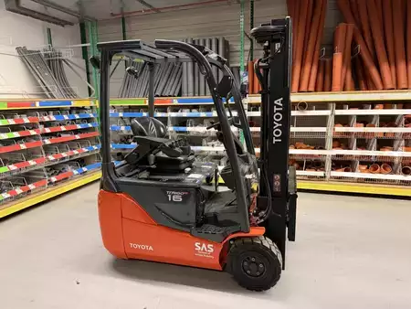 Elektro 3 Rad 2017  Toyota 8FBEK16 (1)