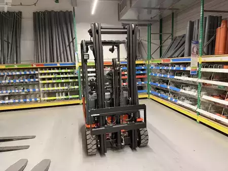 Elektro 3 Rad 2017  Toyota 8FBEK16 (3)