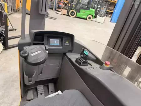 Reach Trucks 2019  Jungheinrich ETV 325 (6)