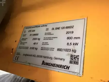 Reach Trucks 2019  Jungheinrich ETV 325 (9)