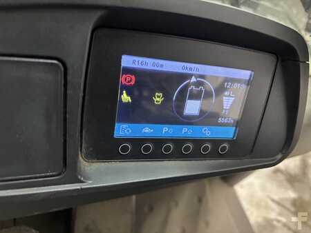 Elektro tříkolové VZV 2017  Jungheinrich EFG 220 Elektro (8)