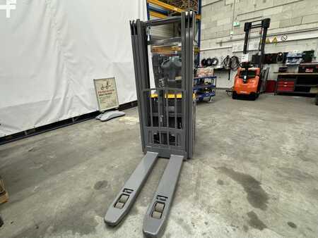 Pinontavaunu 2018  Jungheinrich ERC 214z (3)