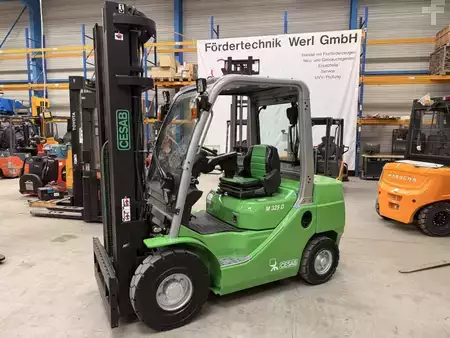 Wózki widłowe diesel 2016  Cesab M 325 D (1)