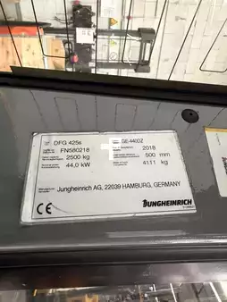 Dieselstapler 2018  Jungheinrich DFG 425s (8)