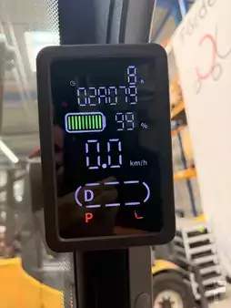 Elektro čtyřkolový VZV 2024  EP Equipment EFL302X4 (6)