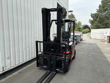 Chariots élévateurs diesel 2025  HC (Hangcha) CPCD35 (4)