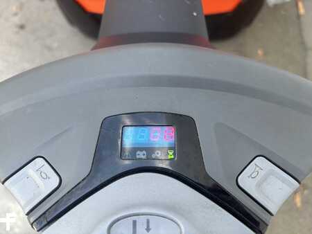 Stacker pedestre 2016  BT SWE120L (5)