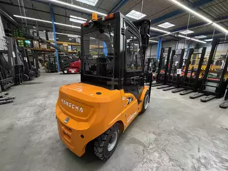 Elektromos 4 kerekű 2023  HC (Hangcha) Elektrostapler CPD38 (3)