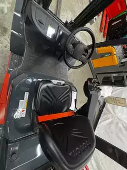 Gázüzemű targoncák 2022  Toyota 02-8FGF20 (7)