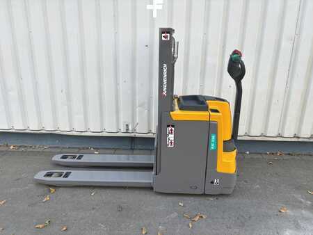 Ruční vysokozdvižný vozík 2019  Jungheinrich EJD220 (1)