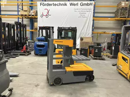 Vertical order pickers 2020  Jungheinrich EKM 202 (1)