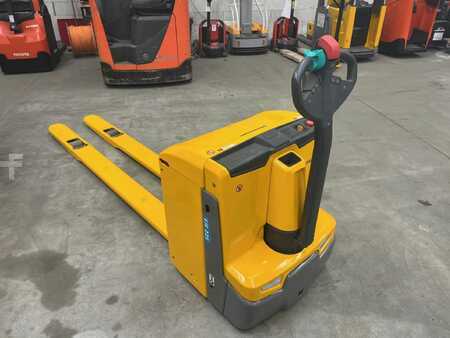 Lavansiirtovaunu 2019  Jungheinrich EJE225 (3)