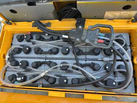 Lavansiirtovaunu 2019  Jungheinrich EJE225 (6)