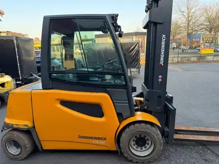 El Truck - 4-hjul 2015  Jungheinrich EFG S50 (1)