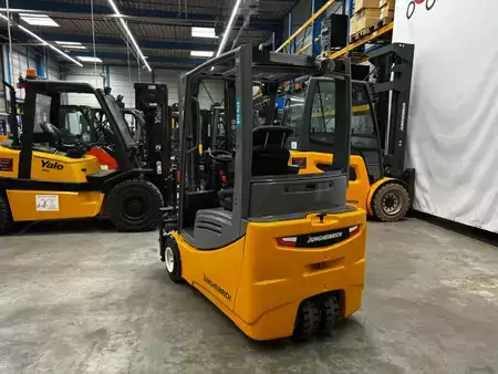 Elektro 3 Rad 2017  Jungheinrich EFG218 (2)