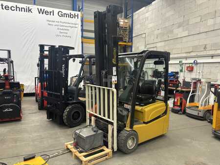 Elektro 3 Rad 2020  Yale ERP15VT (1)