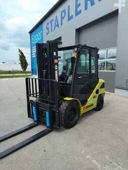 Diesel heftrucks 2024 Clark S35D (1)