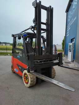 4-wiel elektrische heftrucks 2015  Linde E50HL-01 (1)