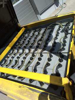 4-wiel elektrische heftrucks 2015  Hyundai 40B-9 (5)