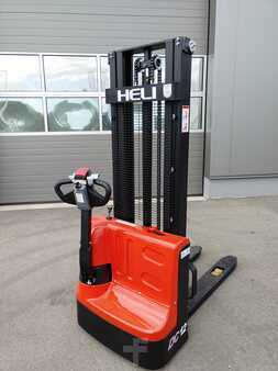 Stapelaars 2025 Heli CDD12J (1)