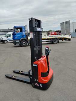 Stapelaars 2025 Heli CDD12J (2)