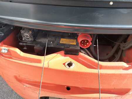 3-wiel elektrische heftrucks 2017  Linde E16-02 (6)