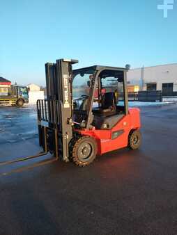 Elektromos 4 kerekű 2025  Heli CPD35-A6LiK3-H (1)