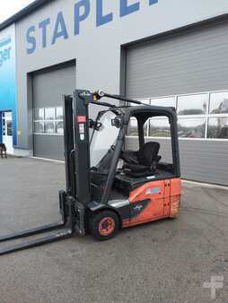 3-wiel elektrische heftrucks 2018 Linde E16-02 (3)