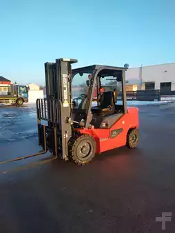 Elektro čtyřkolový VZV 2025  Heli CPD35-A6LiK3-H (1)