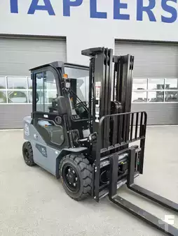 4-wiel elektrische heftrucks 2025  Heli CPD35-A6LiK3-H (2)