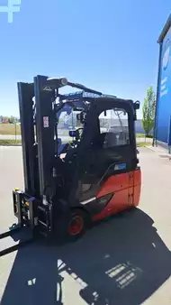Elektro 3 Rad 2021  Linde E20L-02 (1)