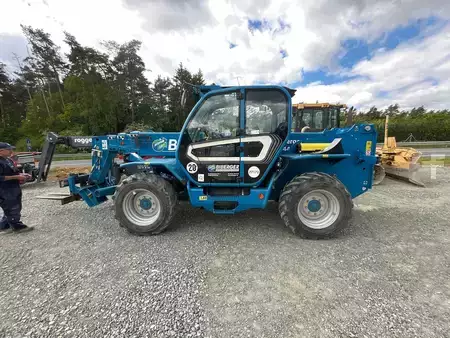 Verreikers (vast) 2020 Merlo P 40.17 (3)