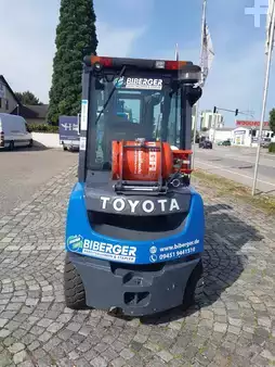 Elektro čtyřkolový VZV 2020 Toyota 8FGF25-67157 (4)