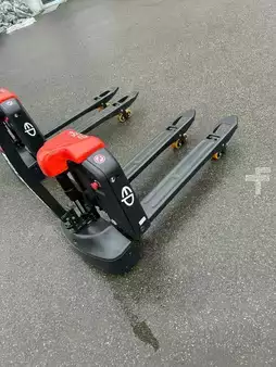Transpalettes électriques 2025  EP Equipment EPL154 (5)