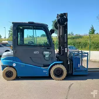 Chariots électriques à 4 roues 2022 Toyota 8FBMT50 - FSM 7200 (1)