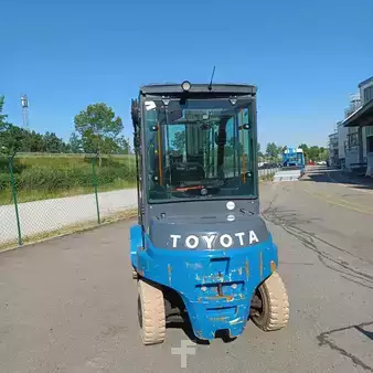 Chariots électriques à 4 roues 2022 Toyota 8FBMT50 - FSM 7200 (4)