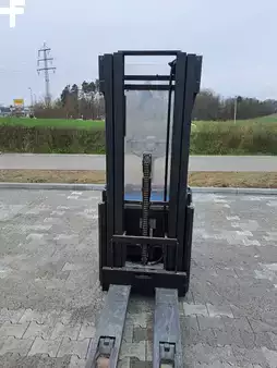 Lavtløftende truck 2020  Toyota SWE160L (5)