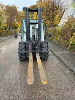 Dieselový VZV 2024  Manitou MC 30-4 (9)