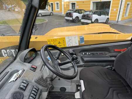 Verreikers fixed 2012  CAT Lift Trucks CAT TH407 (7)