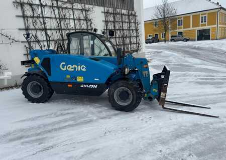 Teleskoplastare Rigid 2017  Genie GTH2506 (4)