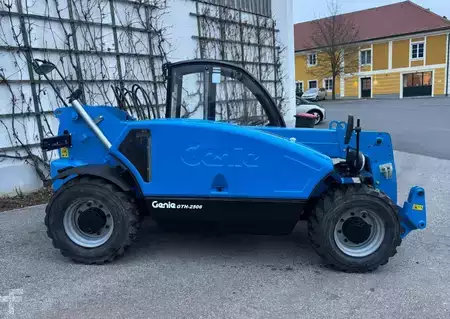 Telescopic forklift rigid 2016  Genie GTH2506 (2)