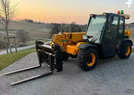 Telescopic forklift rigid 2017  JCB JCB 525-60 T4 (1)