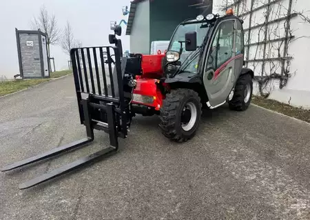 Telescopic forklift rigid 2026  Manitou MT625 (2)