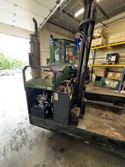 Four-way trucks 2009  Combilift C8000 (1)